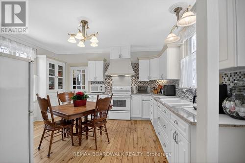 11 Alfred Street, Smiths Falls, ON - Indoor