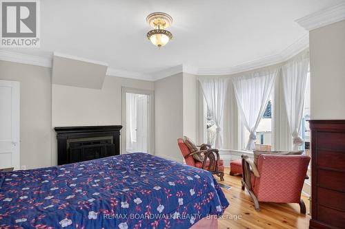 11 Alfred Street, Smiths Falls, ON - Indoor Photo Showing Bedroom