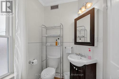 11 Alfred Street, Smiths Falls, ON - Indoor Photo Showing Bathroom