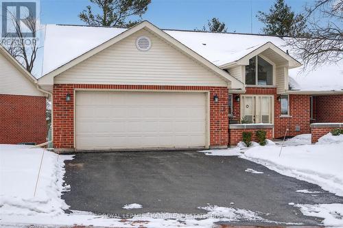 8 - 1121 Armour Road, Peterborough (Ashburnham Ward 4), ON - Outdoor