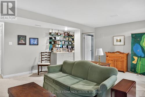 8 - 1121 Armour Road, Peterborough (Ashburnham Ward 4), ON - Indoor Photo Showing Living Room