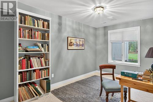 8 - 1121 Armour Road, Peterborough (Ashburnham Ward 4), ON - Indoor