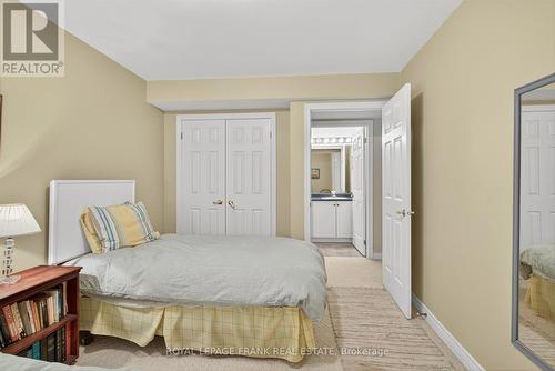 8 - 1121 Armour Road, Peterborough (Ashburnham Ward 4), ON - Indoor Photo Showing Bedroom