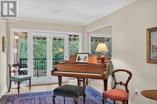 8 - 1121 Armour Road, Peterborough (Ashburnham Ward 4), ON - Indoor