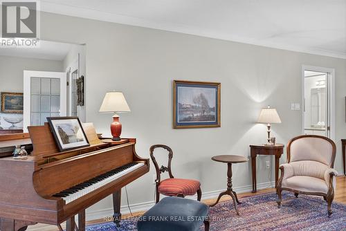 8 - 1121 Armour Road, Peterborough (Ashburnham Ward 4), ON - Indoor