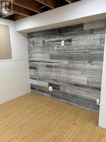 254 Scott Road, Cambridge, ON - Indoor