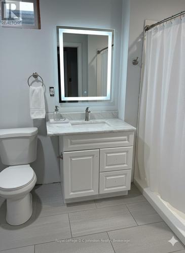 ai enhanced with completed ideas - 254 Scott Road, Cambridge, ON - Indoor Photo Showing Bathroom