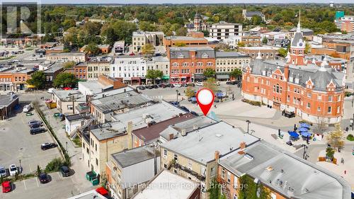 21 Market Place E, Stratford, ON 