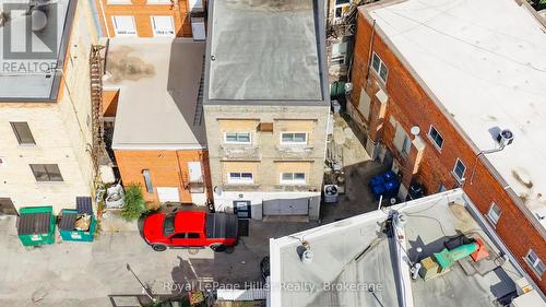 21 Market Place E, Stratford, ON 