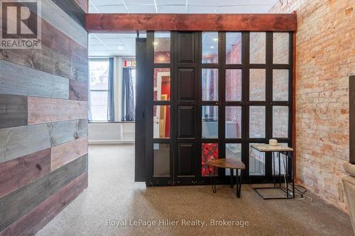 21 Market Place E, Stratford, ON 