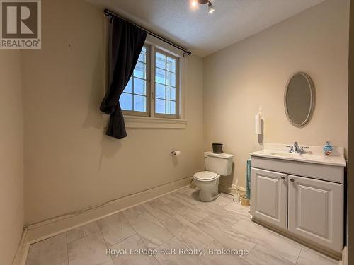 912 2Nd Avenue W, Owen Sound, ON 