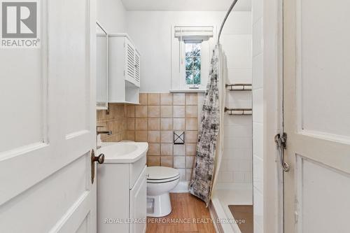121 Elizabeth Street, Mississippi Mills, ON - Indoor Photo Showing Bathroom