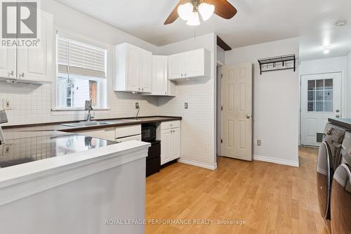 121 Elizabeth Street, Mississippi Mills, ON - Indoor Photo Showing Kitchen