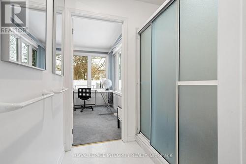 16 St Andrews Circle, Ottawa, ON - Indoor Photo Showing Other Room