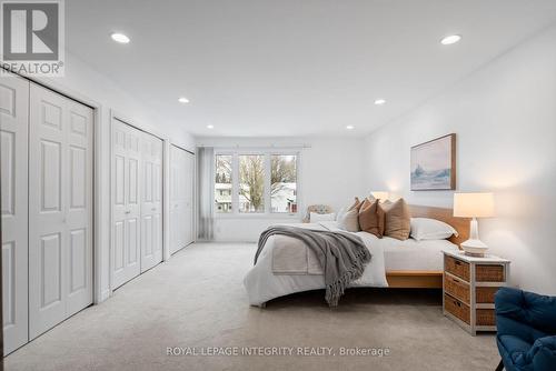 16 St Andrews Circle, Ottawa, ON - Indoor Photo Showing Bedroom
