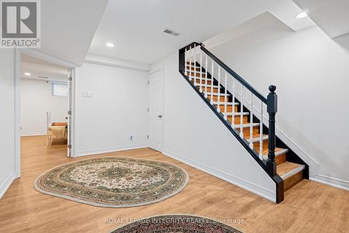 16 St Andrews Circle, Ottawa, ON - Indoor Photo Showing Other Room