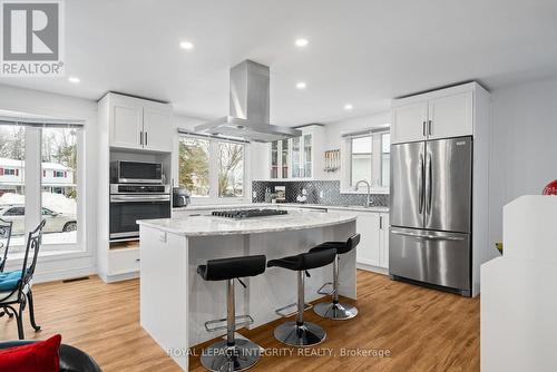 16 St Andrews Circle, Ottawa, ON - Indoor Photo Showing Kitchen With Upgraded Kitchen
