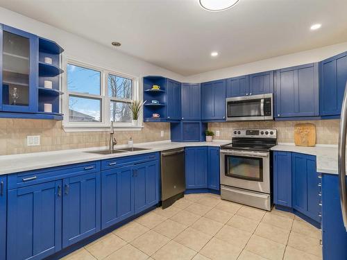 30 Woodcrest Avenue, Halifax, NS 