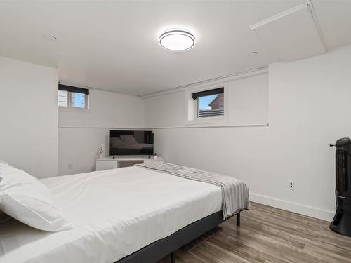 30 Woodcrest Avenue, Halifax, NS 