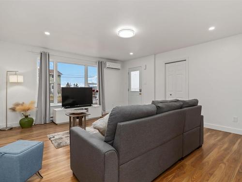 30 Woodcrest Avenue, Halifax, NS 