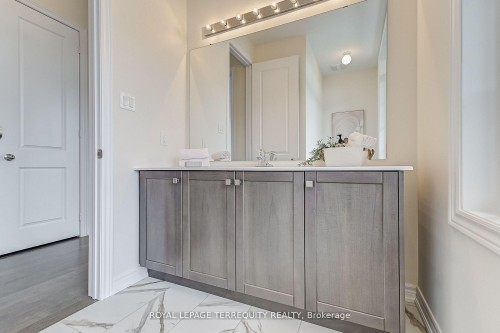 244 Mckean Drive, Whitchurch-Stouffville, ON - Indoor Photo Showing Bathroom