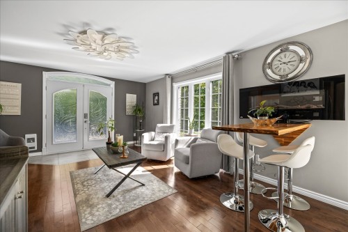 Living Room - 2326 Ch. Lonsdale E., L'Ange-Gardien, QC - Indoor Photo Showing Other Room