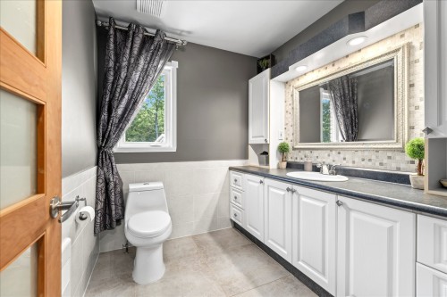 Bathroom - 2326 Ch. Lonsdale E., L'Ange-Gardien, QC - Indoor Photo Showing Bathroom