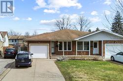 37 GREYSTONE CRESCENT  St. Catharines (Lakeport), ON L2N 6P1