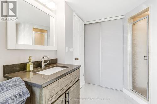 809 - 1201 North Shore Boulevard E, Burlington, ON - Indoor Photo Showing Bathroom
