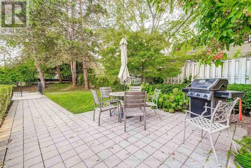 809 - 1201 North Shore Boulevard E, Burlington, ON - Outdoor With Deck Patio Veranda