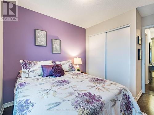 1602 - 9 George Street N, Brampton, ON - Indoor Photo Showing Bedroom