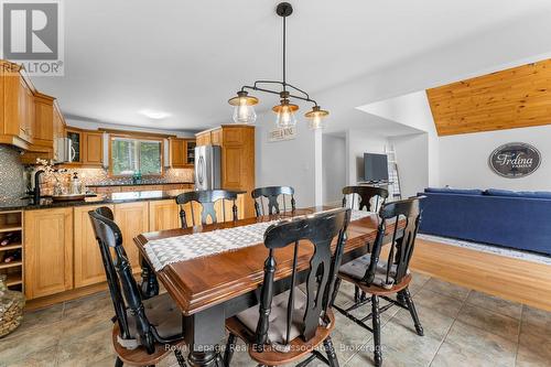 58 Niagara Road, Nipissing, ON - Indoor Photo Showing Dining Room