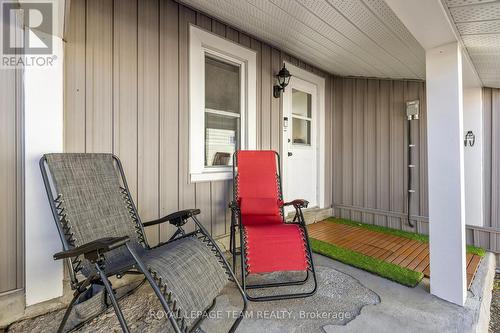 107 Queen Street N, Renfrew, ON - Outdoor With Exterior