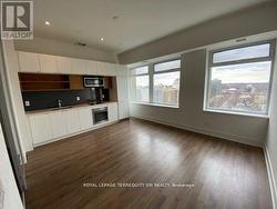 1227 - 111 ST. CLAIR AVENUE  Toronto, ON M4V 1N5