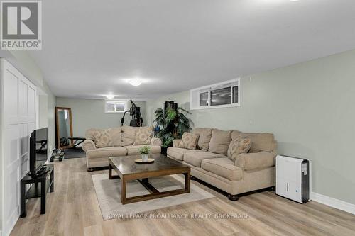 50 Princeton Place, Loyalist (Amherstview), ON - Indoor Photo Showing Living Room