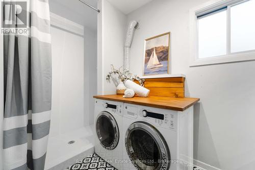 1 Mareve Avenue, Hamilton (Hamilton Beach), ON - Indoor Photo Showing Laundry Room
