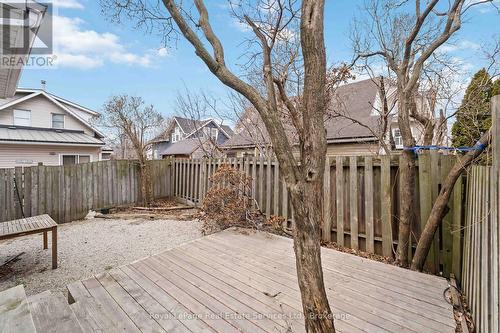 1 Mareve Avenue, Hamilton (Hamilton Beach), ON - Outdoor