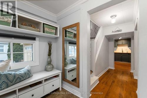 1 Mareve Avenue, Hamilton (Hamilton Beach), ON - Indoor Photo Showing Other Room