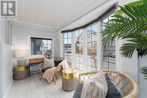 1 Mareve Avenue, Hamilton (Hamilton Beach), ON - Indoor