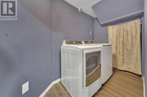 6768 Keiffer Street, Niagara Falls, ON - Indoor Photo Showing Laundry Room