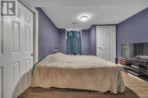 6768 Keiffer Street, Niagara Falls, ON - Indoor Photo Showing Bedroom