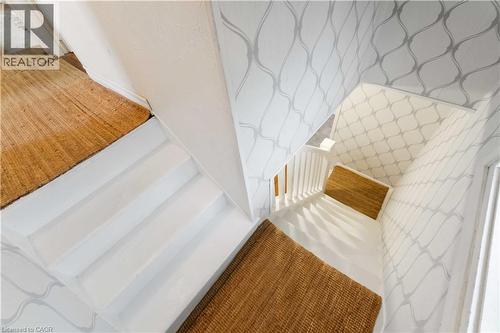 1 Mareve Avenue, Hamilton, ON - Indoor Photo Showing Other Room