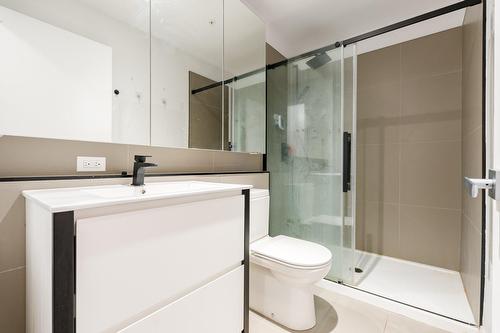 Bathroom - 209-1160 Rue Mackay, Montréal (Ville-Marie), QC - Indoor Photo Showing Bathroom