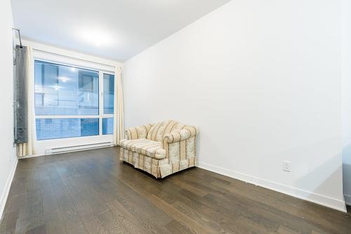 Living room - 209-1160 Rue Mackay, Montréal (Ville-Marie), QC - Indoor Photo Showing Other Room