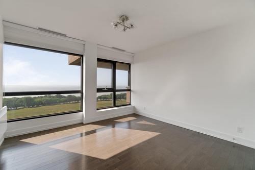 Bedroom - 2000-380 Grande Allée O., Québec (La Cité-Limoilou), QC - Indoor Photo Showing Other Room