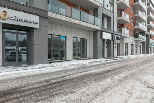 Frontage - 112-305 Boul. Du Curé-Labelle, Sainte-Thérèse, QC - Outdoor