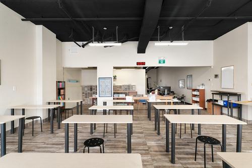 Overall view - 112-305 Boul. Du Curé-Labelle, Sainte-Thérèse, QC - Indoor