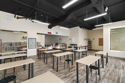 Overall view - 112-305 Boul. Du Curé-Labelle, Sainte-Thérèse, QC - Indoor