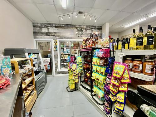 Interior - 739 Rue St-Jacques, Sainte-Thècle, QC - Indoor Photo Showing Other Room