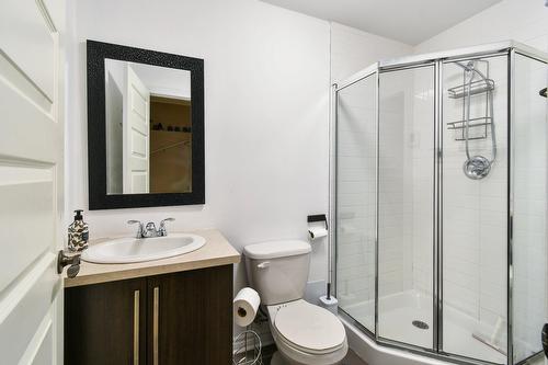 Bathroom - 3200 Rue Des Monarques, Longueuil (Saint-Hubert), QC - Indoor Photo Showing Bathroom